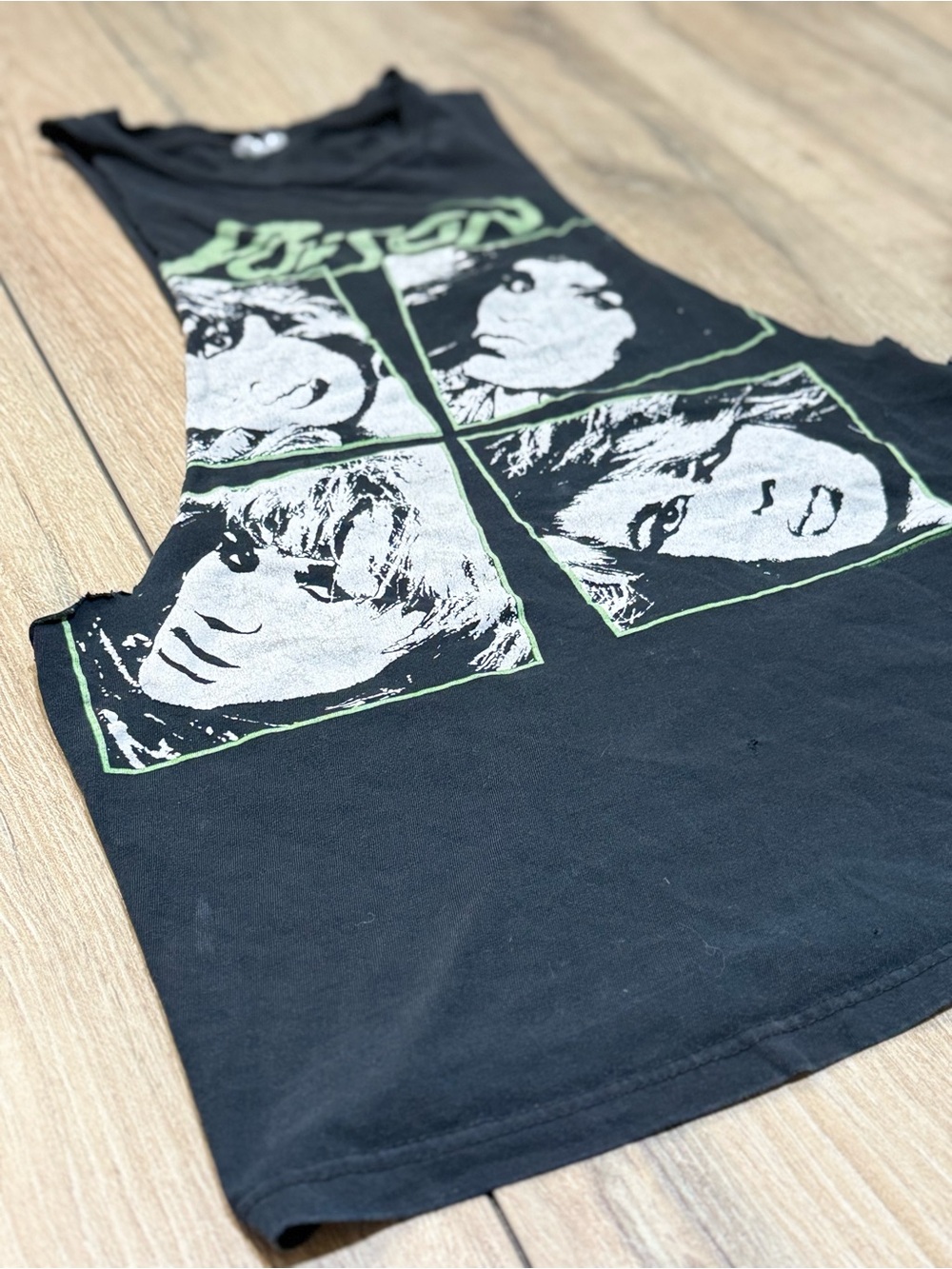 Poison Graphic Band Tee Muscle Tank Vintage Wash Black Size Small - Picture 4 of 15